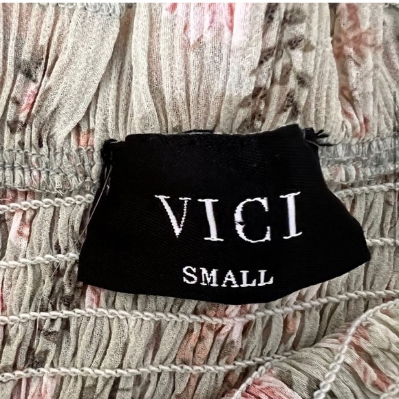 Dress - Picture 2 of 5